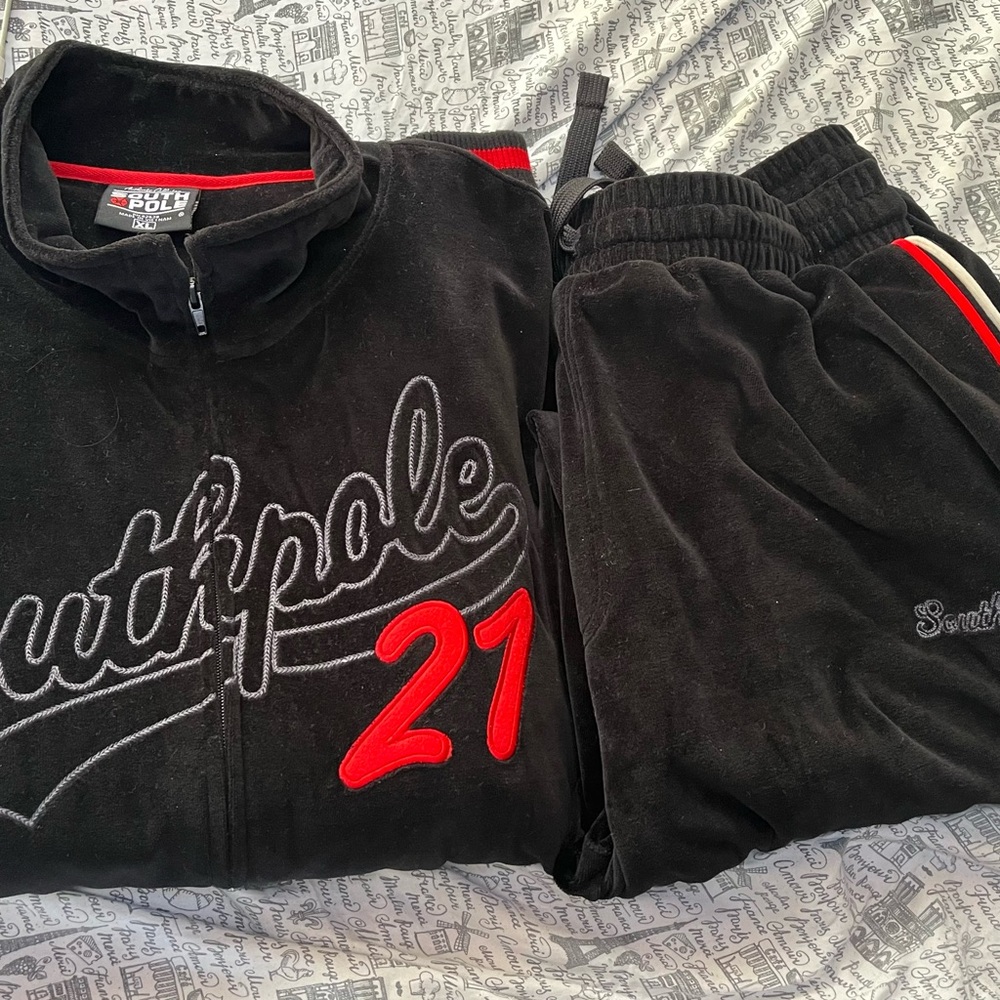 Southpole Men's Black and Red Tracksuit